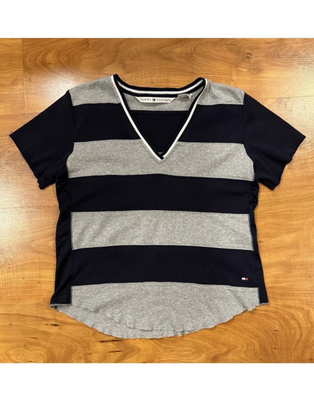 Tommy Hilfiger Womens Large Cropped Navy Gray Short Sleeve T-Shirt